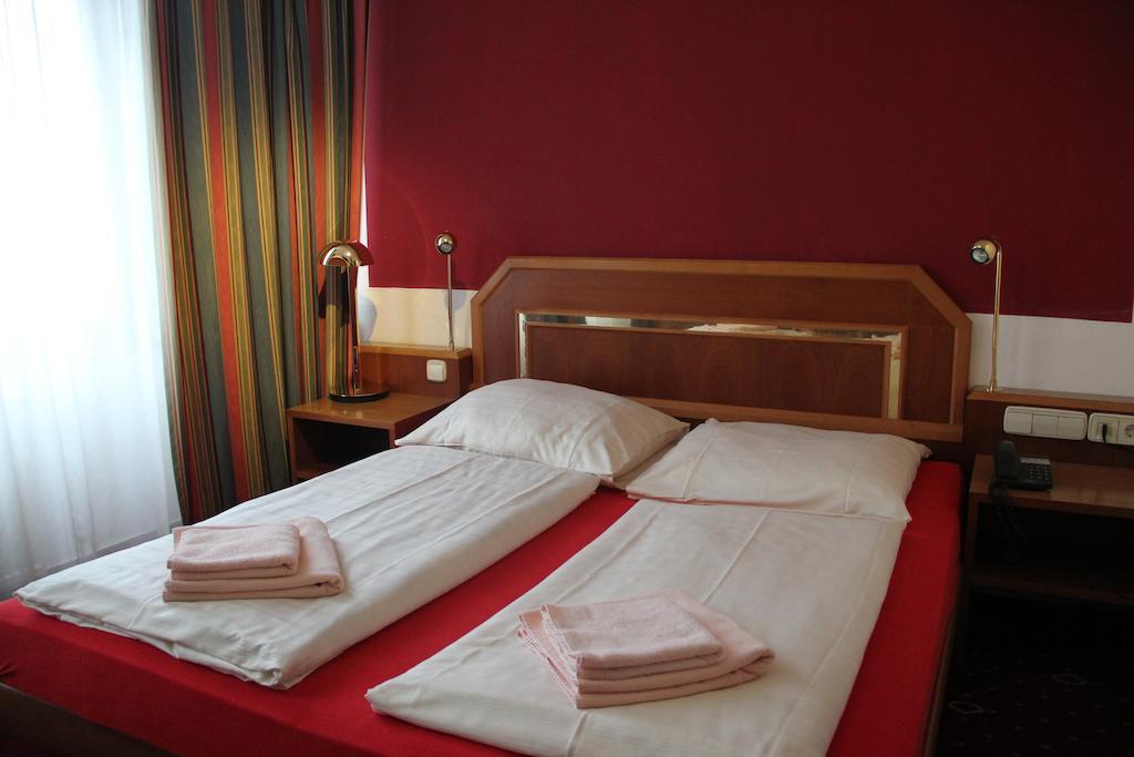 Wali'S Hotel Bielefeld Dış mekan fotoğraf